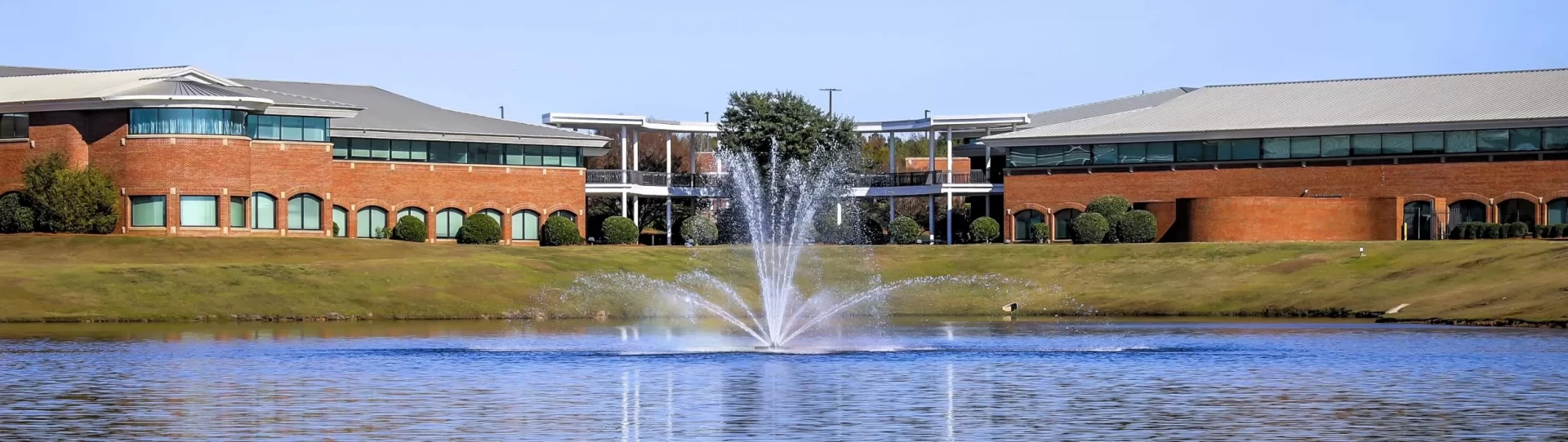 SRTC Moultrie Front of Campus