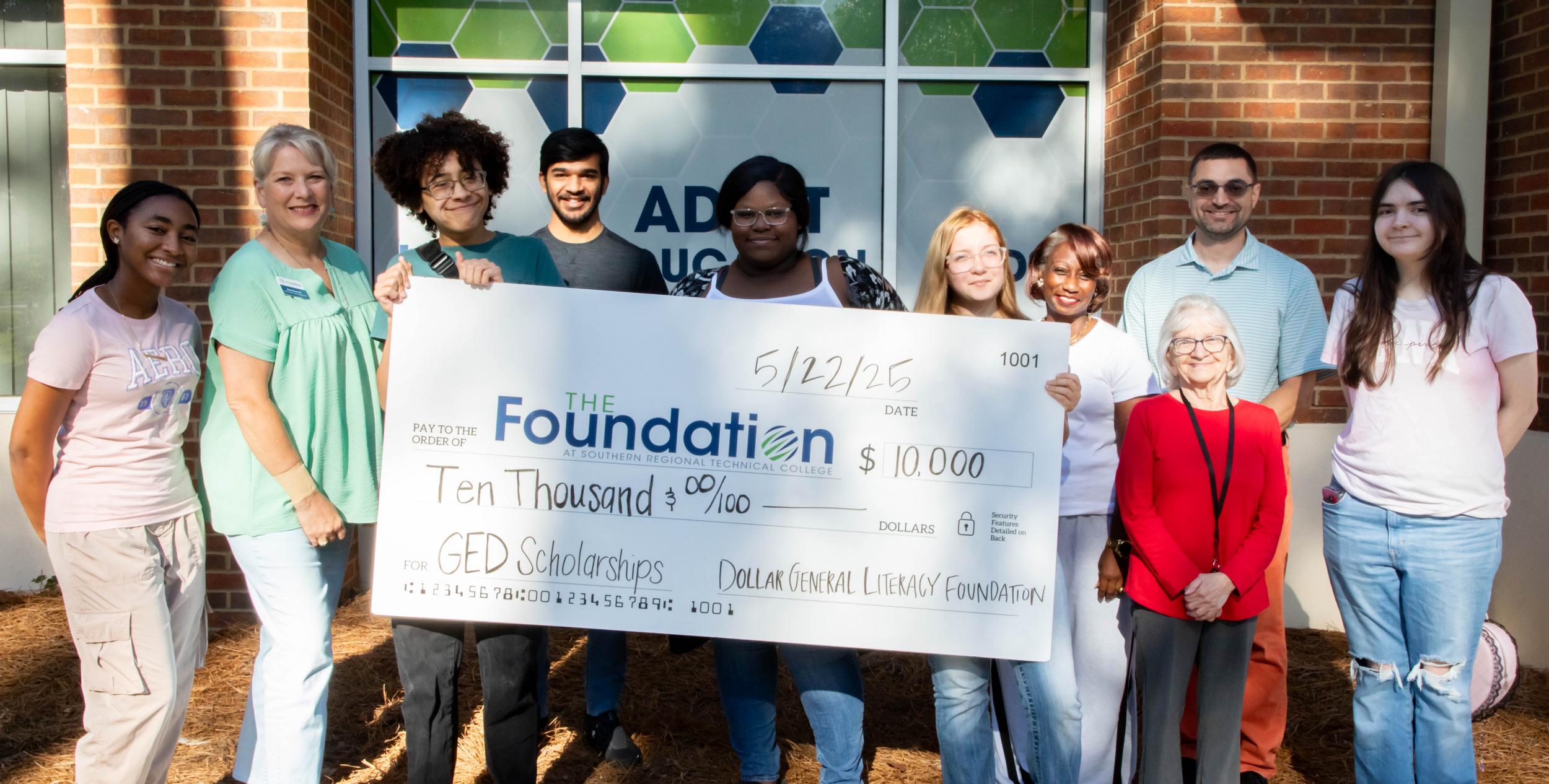Photo for SRTC Receives $10,000 Grant from the Dollar General Literacy Foundation